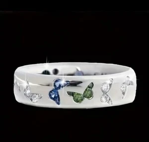 Beautiful Butterfly Ring Size 5-9 - Picture 1 of 1