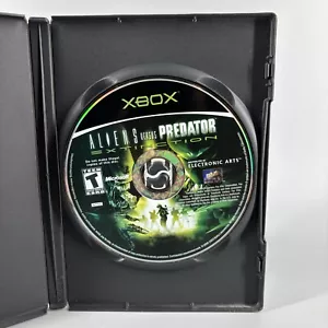 Aliens Vs. Predator Extinction (Microsoft Xbox, 2003) Disc Only - Tested - Picture 1 of 5