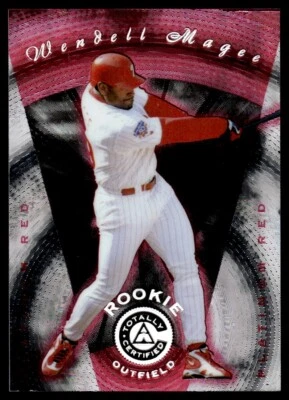 1997 PINNACLE TOTALLY CERTIFIED PLATINUM RED ROOKIE Wendell Magee /3999 - Image 1 of 2