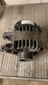 TOYOTA YARIS 1.3 2011-2017 ALTERNATOR 27060-0Q120 - Picture 1 of 3