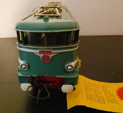 Hornby O Coffret basque locomotive BB 9201 + 2 voitures  neuf de stock de stock - Photo 1/4