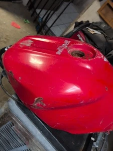YAMAHA R1 2000 GENUINE OEM FUEL TANK SERBATIO Tanque - Picture 1 of 4