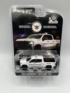 1:64 greenlight 2021 Chevy Silverado Z71 Guardia Nacional - Picture 1 of 5