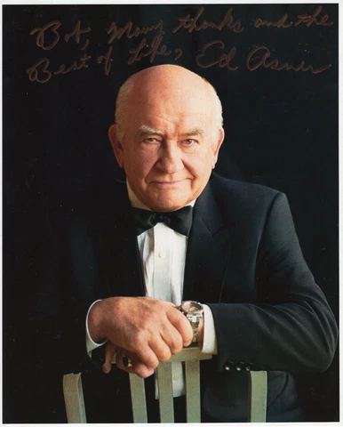 ED ASNER HAND SIGNED 8x10 COLOR PHOTO+COA      AMAZING POSE IN TUXEDO    TO BOB Cover