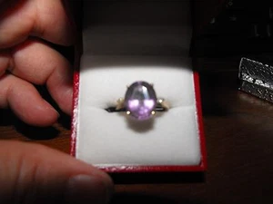 LOOK@@@Beautiful Amethyst Oval Stone Deal Solid 14 KT Gold Ring, Value $500.00 - Picture 1 of 12