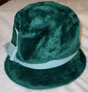 Vintage 1950s Lee Bury of Dallas Duchess Italy Faux Fur Cloche Bucket Hat Green - Picture 1 of 5