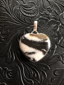 Artisan Southwest White Buffalo Turquoise Heart Pendant Shadow Bezel 1.5" - Picture 1 of 5