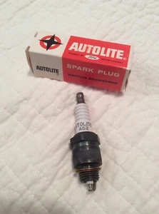 Ford Motor Co Autolite Spark Plug A52 Precision Manufactured Repair USA Made vtg - Bild 1 von 6