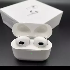 A p p l e A.irPods (3rd Generation) with Lightning Charging Case - White - Picture 1 of 3