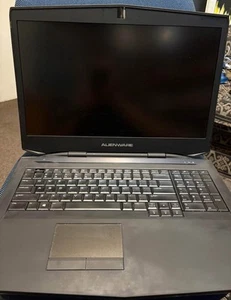 Alienware 17 Gaming laptop - Afbeelding 1 van 3