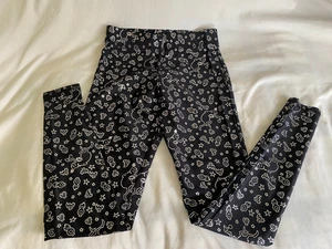 MSRP $62 Girls Leggings Grinch Silver Foil/Black Made In USA Size Large/14 NWT - Picture 1 of 9
