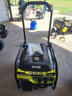 Generador portátil a gasolina RYOBI 6500 vatios - Nuevo Foto 1 de 4