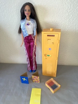 1990 Mattel Барби секретное сообщение Тереза в оригинальный наряд с ожерелье - Изображение 1 из 4