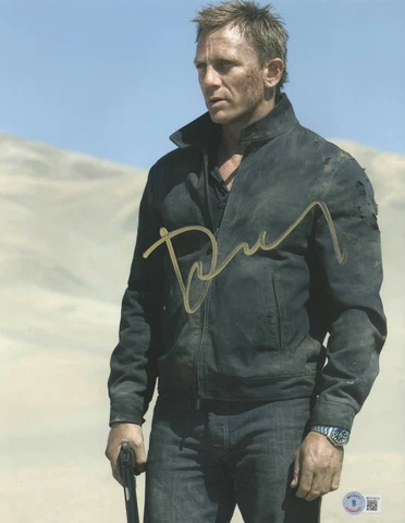 DANIEL CRAIG SIGNED AUTOGRAPH JAMES BOND 007 11X14 PHOTO BAS BECKETT COA Cover