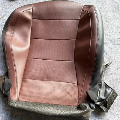 Cojín de asiento inferior de cuero delantero derecho Rh 15-17 Mustang rojo OEM Foto 1 de 4