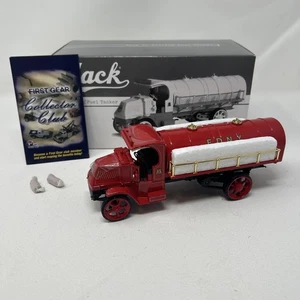 2000 First Gear, Mack, AC Bulldog Fuel Tanker, Maßstab 1:34, Diecast ohne Box - Bild 1 von 5