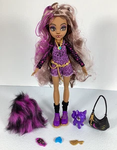 Monster High CLAWDEEN WOLF W/Crescent Pet Reboot Mattel 2022 Fashion Doll - Picture 1 of 23
