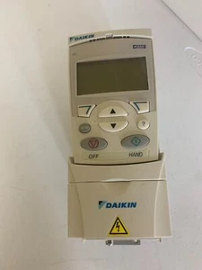Unidad inversora ABB ACS320-03U-02A4-4 DAIKIN VFD ENVÍO GRATUITO #18 - Imagen 1 de 7