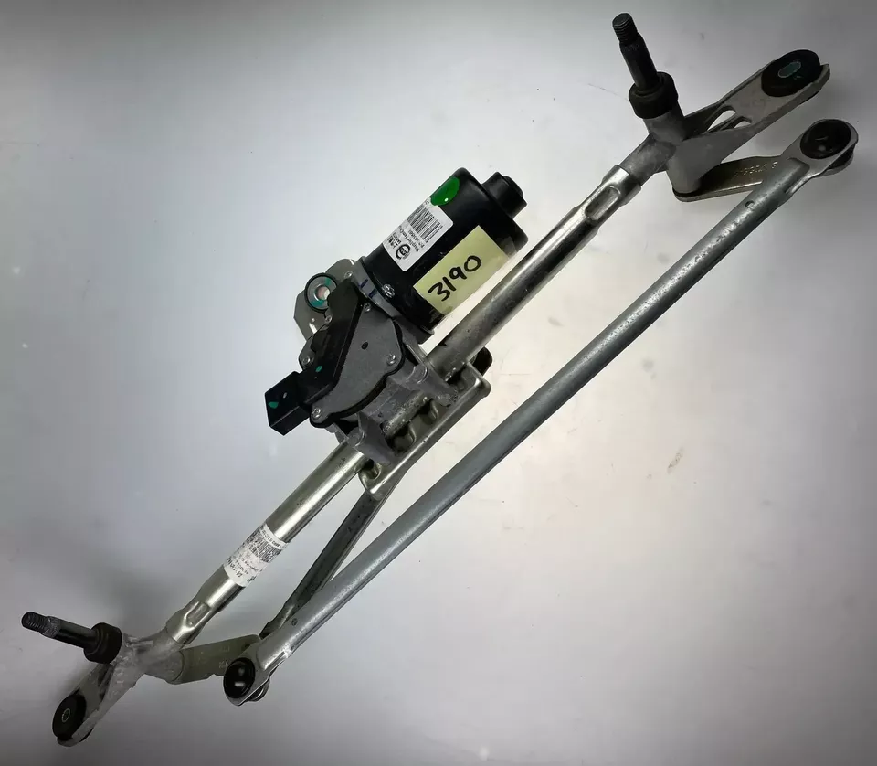 Original SAIC wiper engine 10345633 front for MG HS 1.5 T (162 CV) - Image 1 of 4