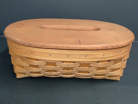 Vintage Workshops of Gerald Henn Tissue Basket With Lid 12.75”x9”x5” Cover