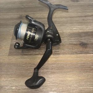 Penn Wrath II 2500 Spinnrolle - Bild 1 von 7