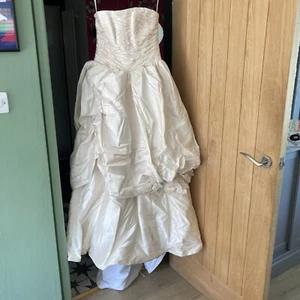 wedding dress size 10-12 used - Picture 1 of 24