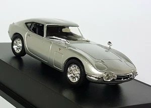 Atlas 1/43 Scale - Toyota 2000 GT Silver Diecast Model Car - Picture 1 of 4