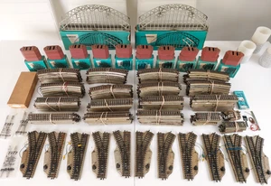 MARKLIN HO Gauge Girder Bridges / Pier Sets / Track / Points & Accessories Qty - Picture 1 of 22