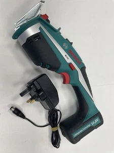 Bosch KEO 10.8V Cordless Reciprocating Garden Pruning Saw - Picture 1 of 8