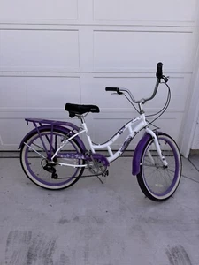 7 speed Schwinn Riverside Cruiser. - Picture 1 of 4