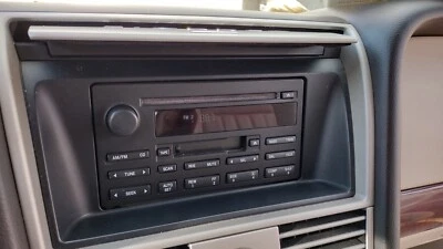 03-05 Lincoln Aviator Radio AM-FM CD Player Cassette Tested OEM Read Description Foto 1 de 4