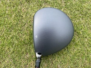 TaylorMade Qi35 10.5° Driver Head Japan W/ Warranty - Picture 1 of 7