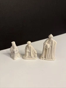 Set 3 Vintage WEISE MÄNNER MAGI kleine cremeweiße Weihnachtskrippenfiguren (Keramik) - Bild 1 von 9