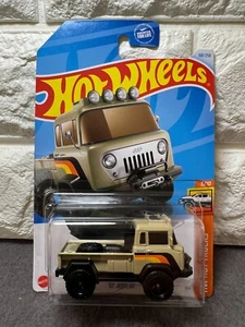 Hot Wheels HW Hot Trucks 3/10 '57 Jeep FC 68/250 Brown - Picture 1 of 4