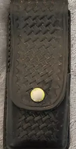 SOPORTE PARA SPRAY DE MAZA / PIMIENTA - Engranaje de cinturón para aplicación de la ley - Tejido de cesta - USADO - Imagen 1 de 3