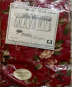 Park Designs Vintage Scalloped Valance In Crimson Rose - Bild 1 von 4
