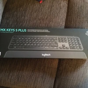 LOGITECH MX Keys S Plus Wireless Keyboard - Black BNIB - Picture 1 of 1