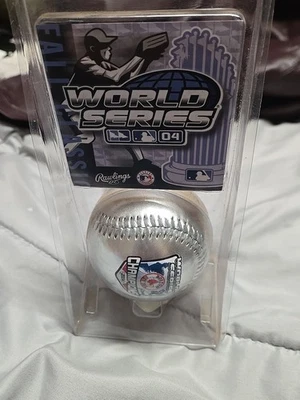 Rawlings 2004 Serie Mundial Campeones de Béisbol - Medias Rojas de Boston Totalmente NUEVO  Foto 1 de 3