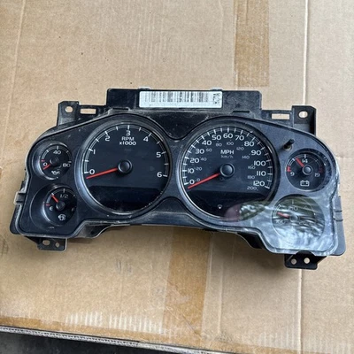 Chevrolet Suburban 1500 2007 2008 velocímetro Speedo Cluster OEM Foto 1 de 4