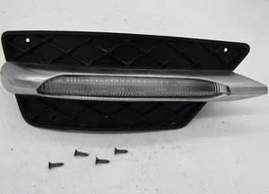 W207 MERCEDES 10-13 E CLASS FRONT RIGHT FOG LIGHT GRILL GRILLE TRIM - Picture 1 of 4