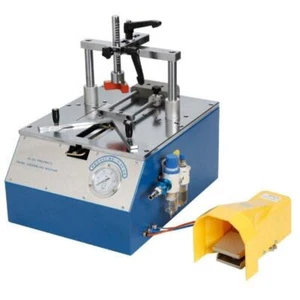Bench-Top Type Picture Frame Underpinner Desktop Pneumatic Nail Angle Machine - Picture 1 of 17