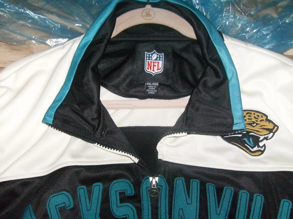 Jacksonville Officially Licensed NFL Jacket GIII SZ LG "LOOK"