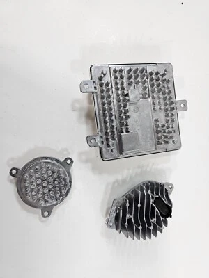 19 - 23 Genuine BMW X5 X6 G05 G06 Laser Headlight Module Set LEFT DRIVERS - Image 1 of 4