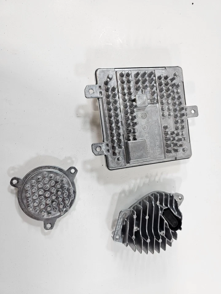 19 - 23 Genuine BMW X5 X6 G05 G06 Laser Headlight Module Set LEFT DRIVERS - Image 1 of 4