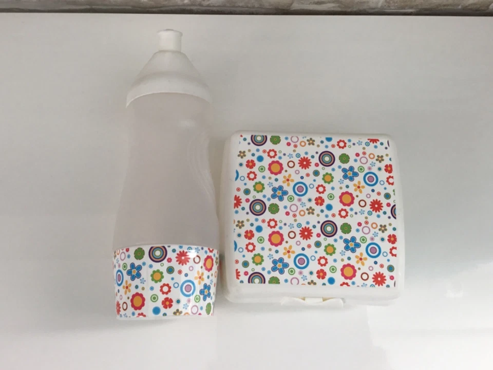 Tupperware C93 Sportfreund 415 Trinkflasche Sportflasche und Vesper Box  NEU - Bild 1 von 1