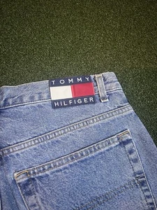 Vintage Tommy Hilfiger Jeans Light Wash Faded Big Tag Logo 34x32 - Picture 1 of 5