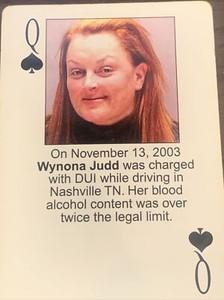 2003 STARZ BEHIND BARZ WYNONA JUDD PLAYING CARD MUG SHOT DUI