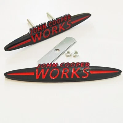 2x 135MM NEGRO ROJO JOHN COOPER WORKS Parrilla Delantera Insignia Adhesiva Trasera para MINI JCW Foto 1 de 3
