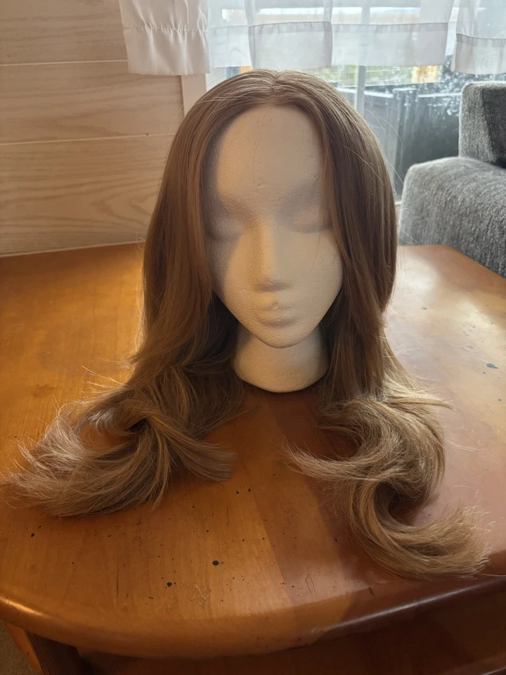 Peluca Bellami de encaje corte frontal y estilo rubio con reflejos 13x6x1 sintética Foto 1 de 4