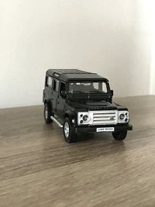 2017 LAND ROVER DEFENDER 110 STATION WAGON BLACK DIECAST CAR COLLECTORS MODEL - Picture 1 of 9